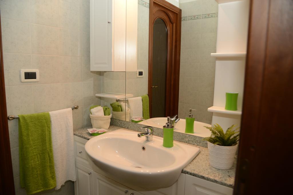 Casa Delle Ortensie Panzió Alpignano Szoba fotó
