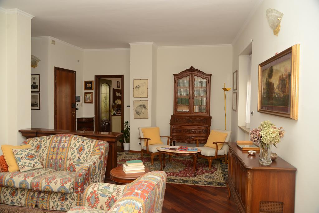 Casa Delle Ortensie Panzió Alpignano Kültér fotó
